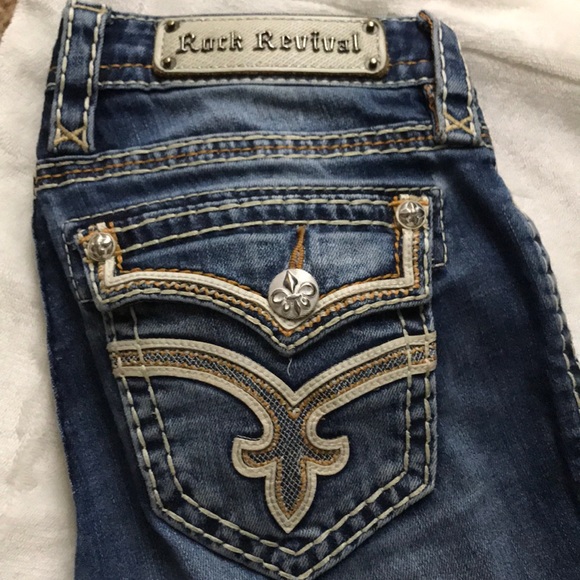 Rock Revival Jeans - Picture 1 of 4